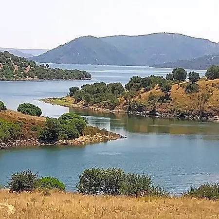 فندق مبيت وإفطار Is Antas Orroli