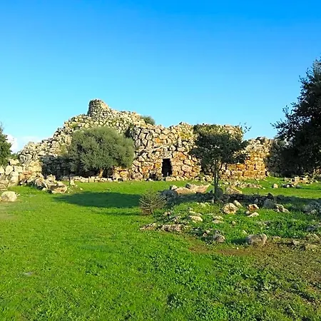 Is Antas فندق مبيت وإفطار Orroli